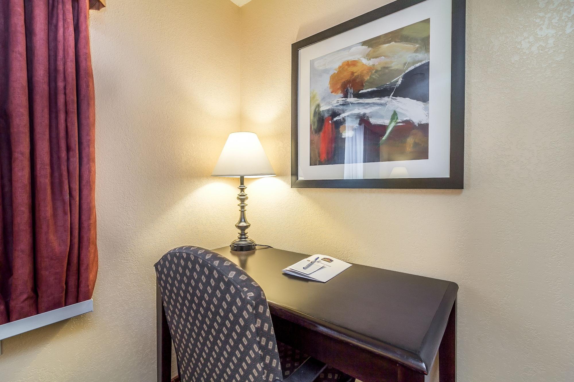 Baymont By Wyndham Kansas City Ku Medical Center Dış mekan fotoğraf
