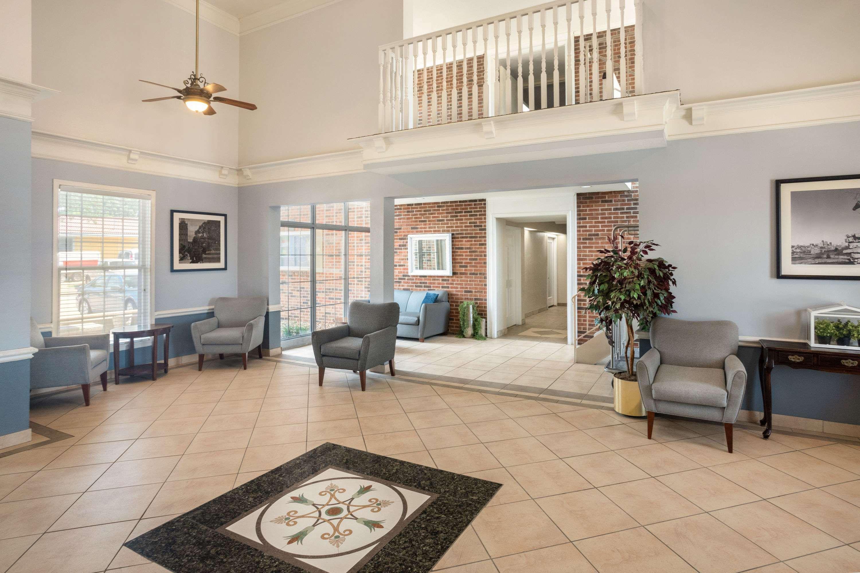 Baymont By Wyndham Kansas City Ku Medical Center Dış mekan fotoğraf