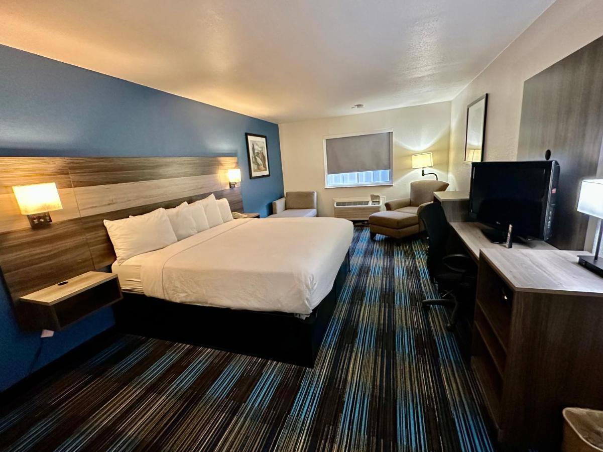 Baymont By Wyndham Kansas City Ku Medical Center Dış mekan fotoğraf