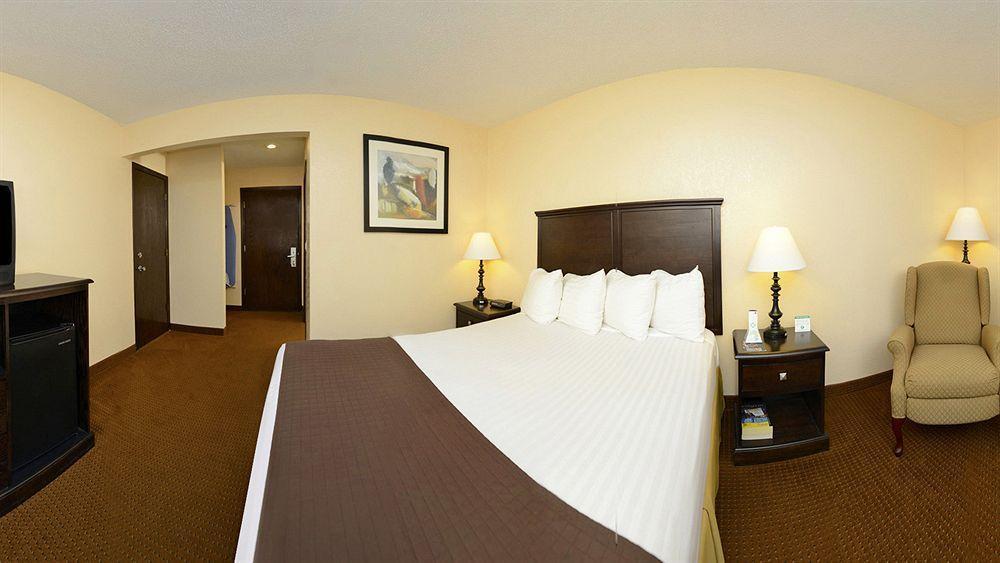Baymont By Wyndham Kansas City Ku Medical Center Dış mekan fotoğraf